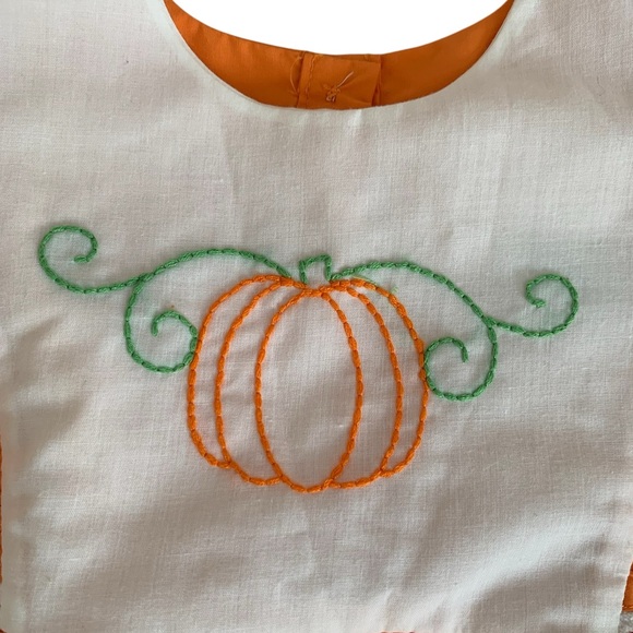 NWOT Southern Smocked Co. Pumpkin Bubble 12-18m - Picture 2 of 4